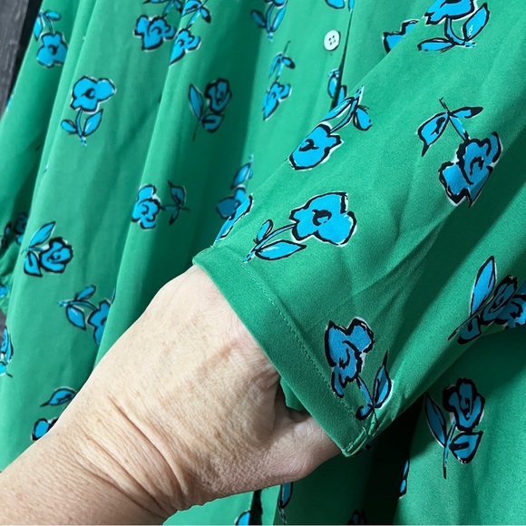 CAbi Green Cottagecore Floral Button Down Shirt Pop Art Women's L Preppy Teacher - Picture 6 of 11